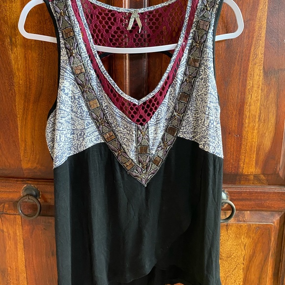 BKE Embellished Summer Tank Top - Picture 1 of 7